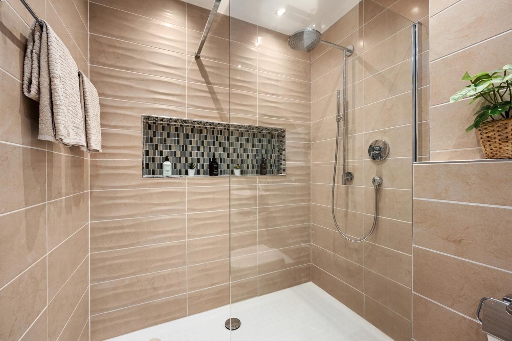 Edler Wohnraum Schwanenteich-Suite Mit Balkon, Kaffeevollautomat, Lift & Parkplatz Zwickau Exterior photo